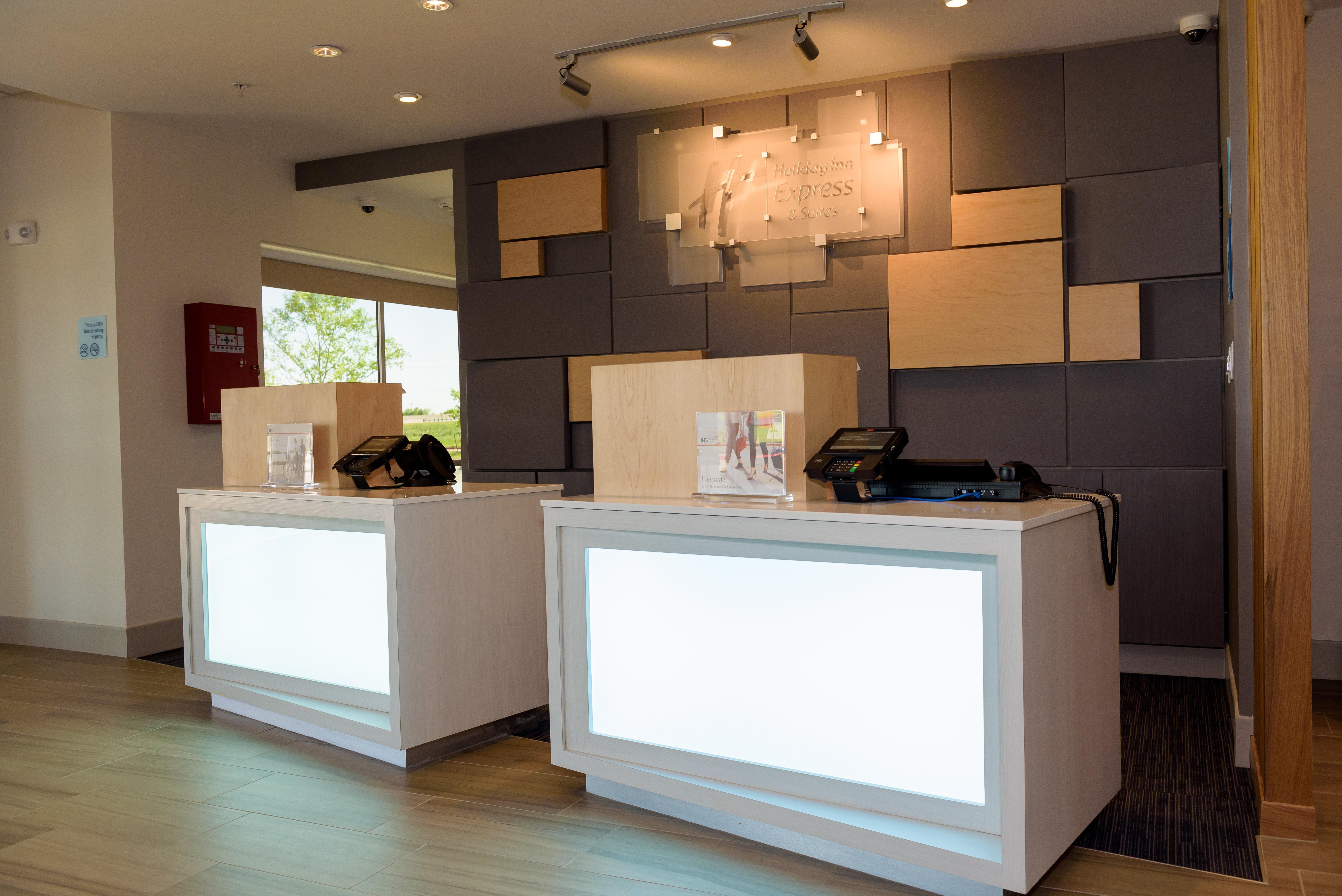 Holiday Inn Express & Suites Mckinney - Frisco East By Ihg Exterior foto
